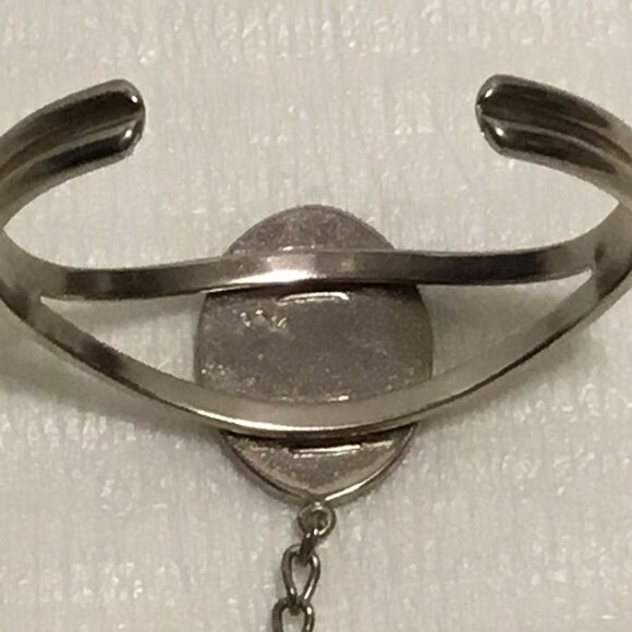 Vintage unicorn slave bracelet w/ ring and inlaid turquoise - Picture 5 of 14